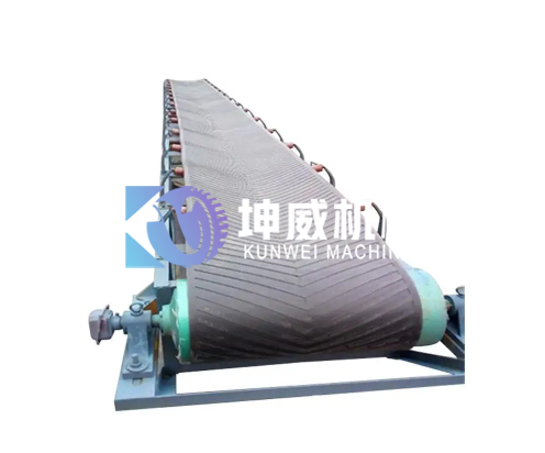  皮帶輸送機(jī)價(jià)格（皮帶機(jī)價(jià)格如何對(duì)比）